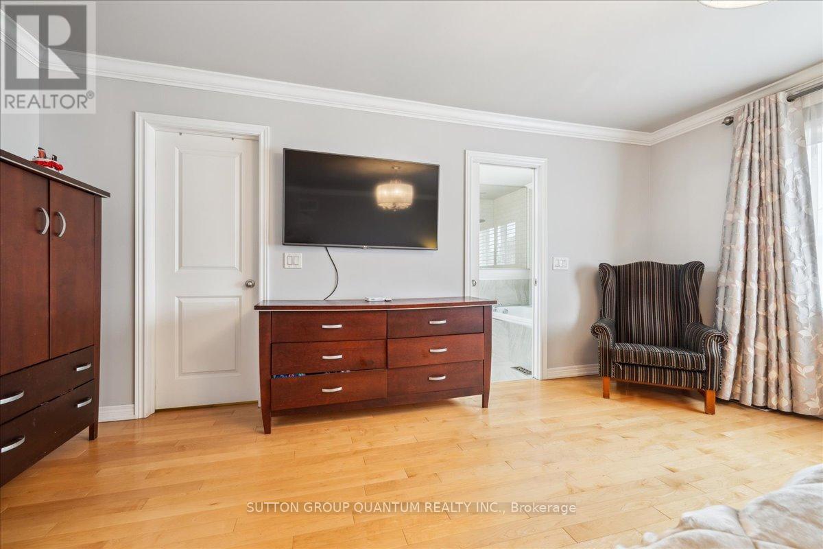 46 Woodhouse Street, Hamilton, Ontario  L9K 0H3 - Photo 29 - X12053172