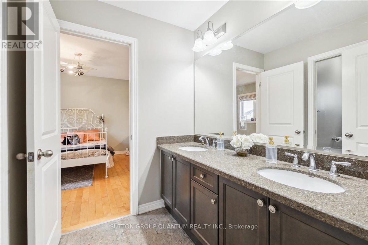 46 Woodhouse Street, Hamilton, Ontario  L9K 0H3 - Photo 36 - X12053172