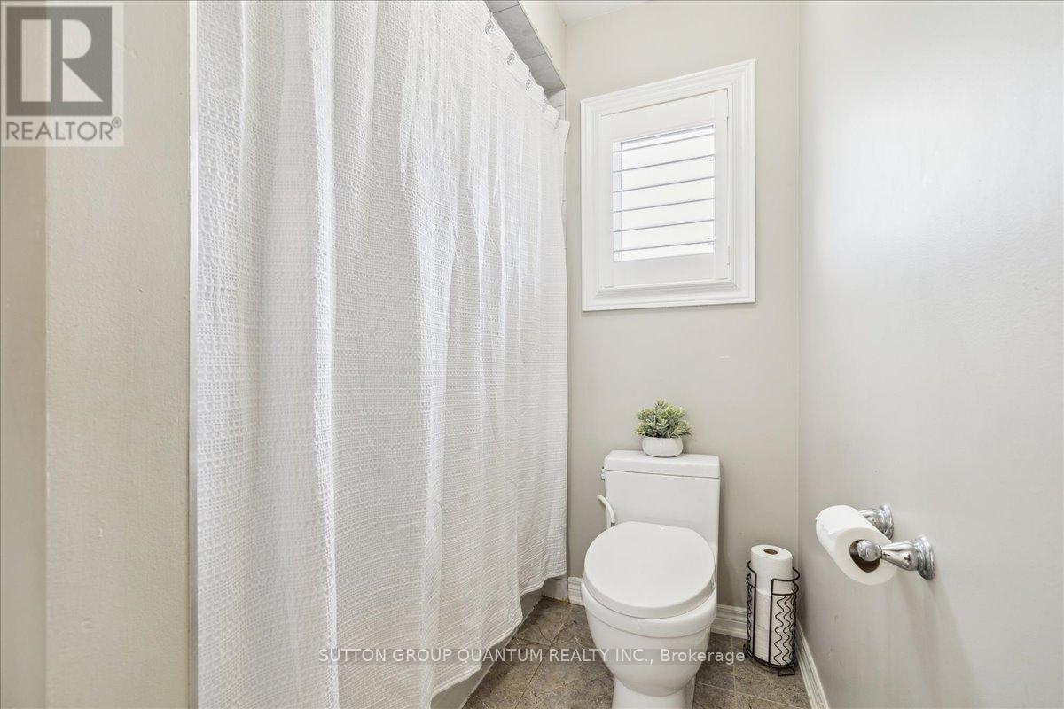 46 Woodhouse Street, Hamilton, Ontario  L9K 0H3 - Photo 37 - X12053172