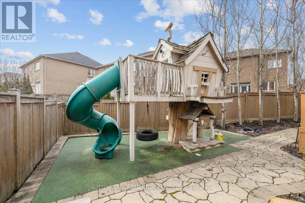 46 Woodhouse Street, Hamilton, Ontario  L9K 0H3 - Photo 49 - X12053172