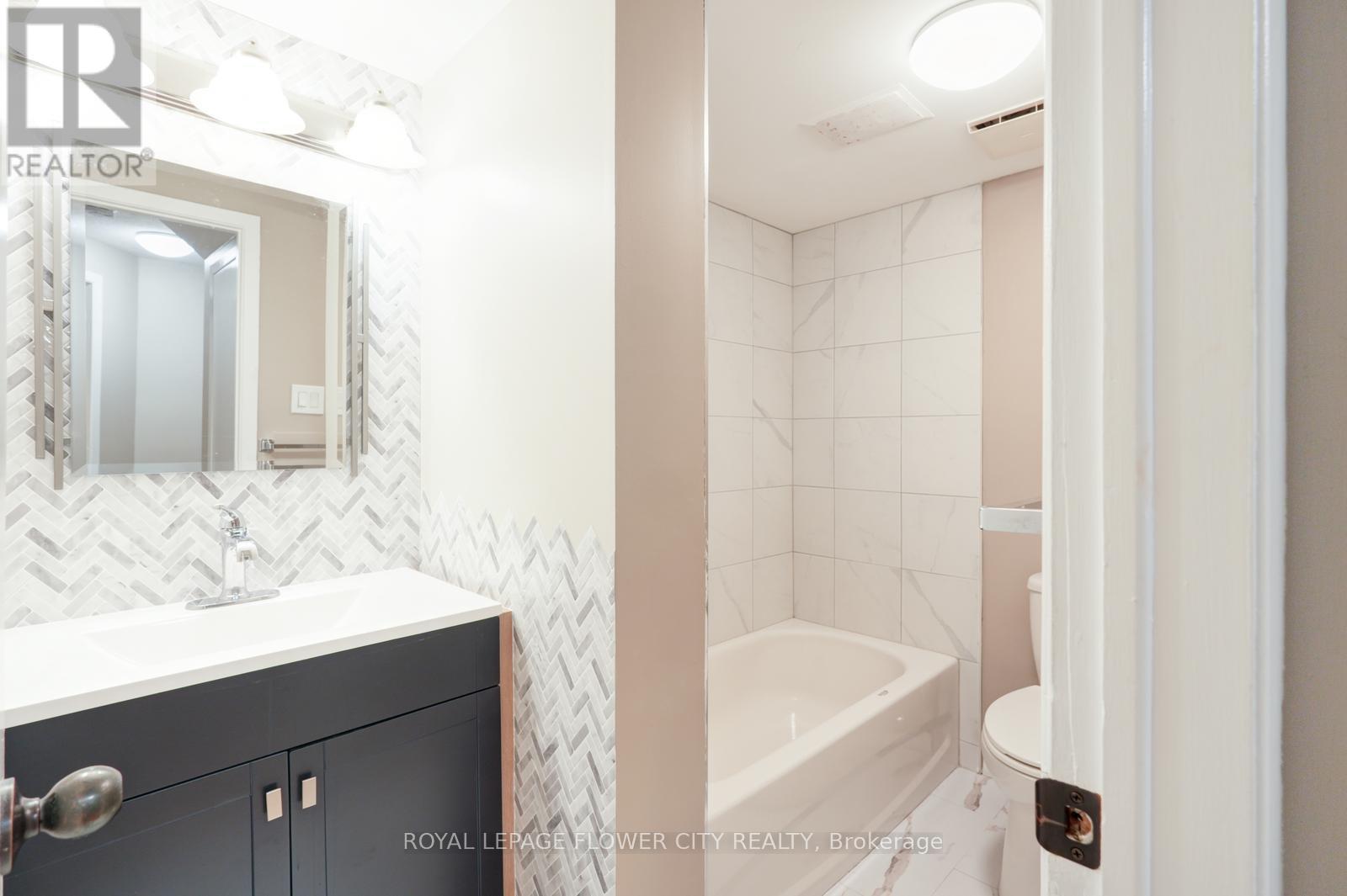 36a - 782 St Andre Drive, Ottawa, Ontario  K1C 4R7 - Photo 18 - X12052813