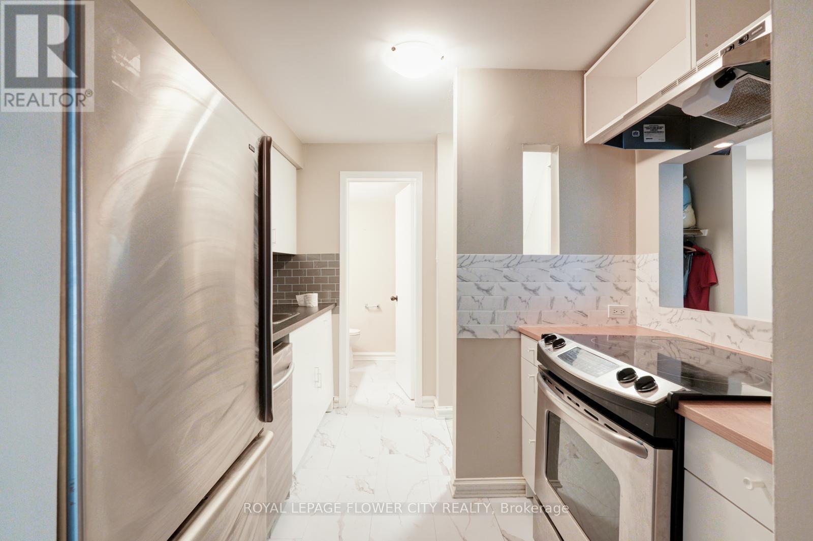 36a - 782 St Andre Drive, Ottawa, Ontario  K1C 4R7 - Photo 6 - X12052813