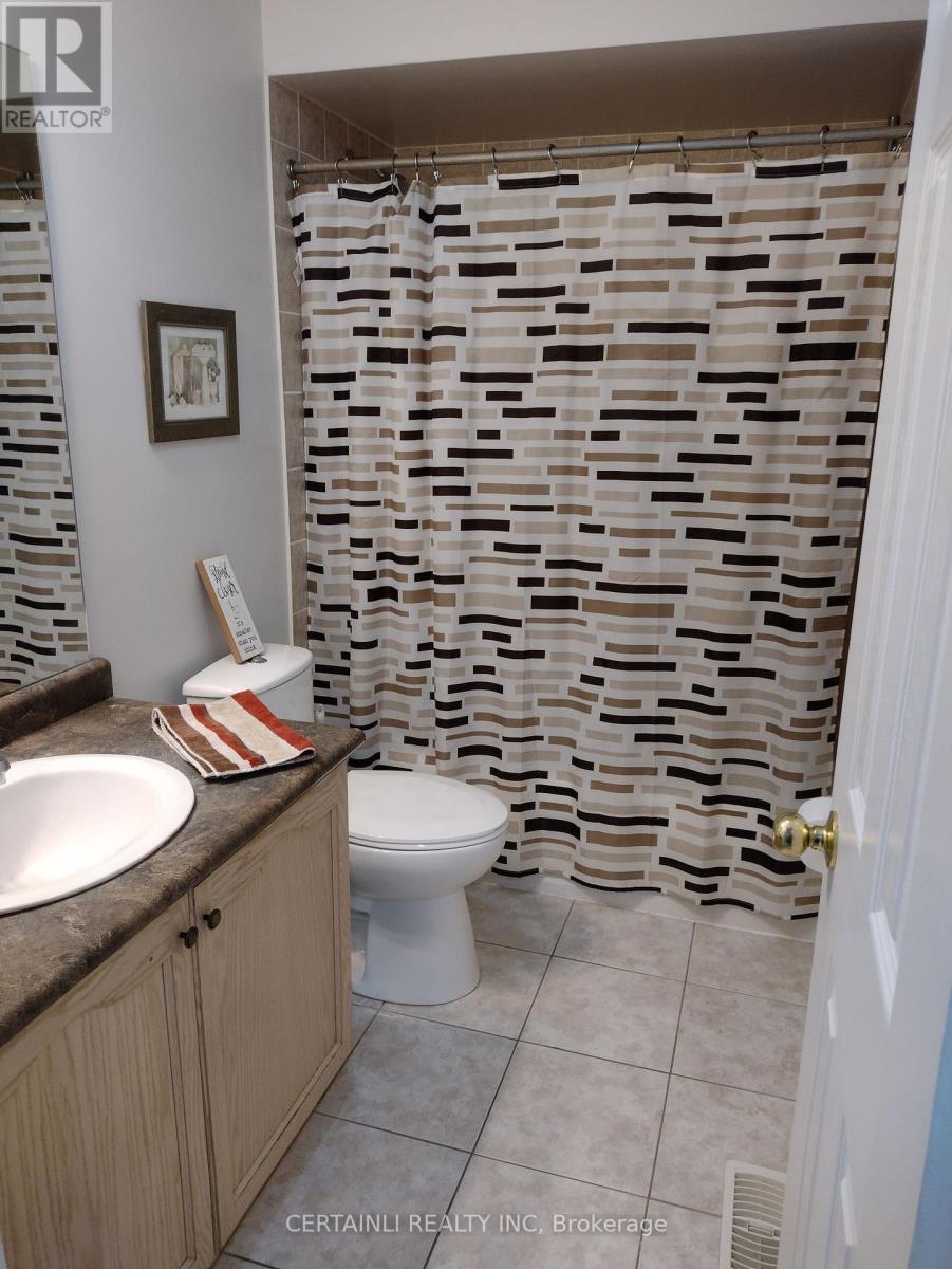 172 Osborn Avenue N, Brant, Ontario  N3T 6S7 - Photo 16 - X12053555