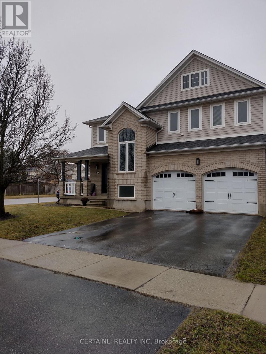 172 Osborn Avenue N, Brant, Ontario  N3T 6S7 - Photo 2 - X12053555