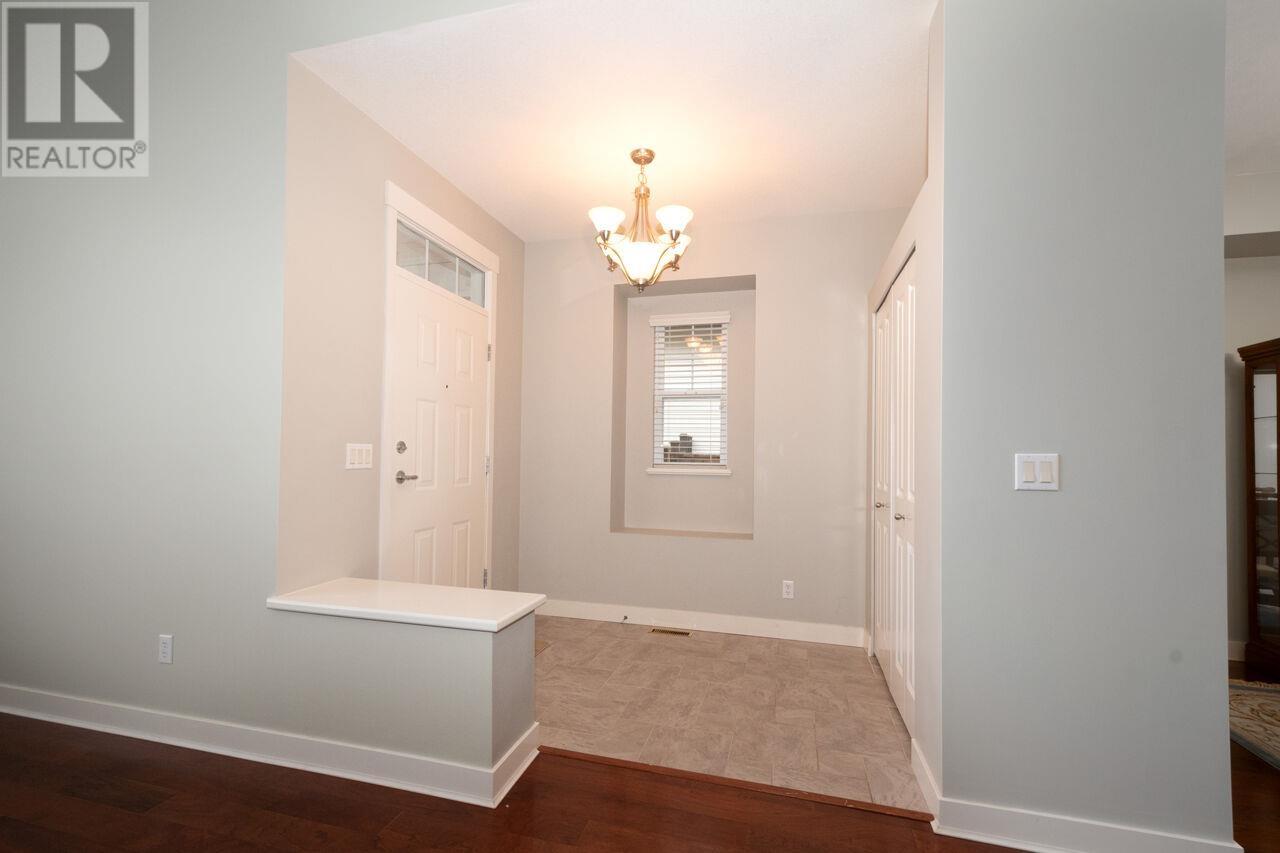 Property at 82 CLIFFWOOD DRIVE image 3