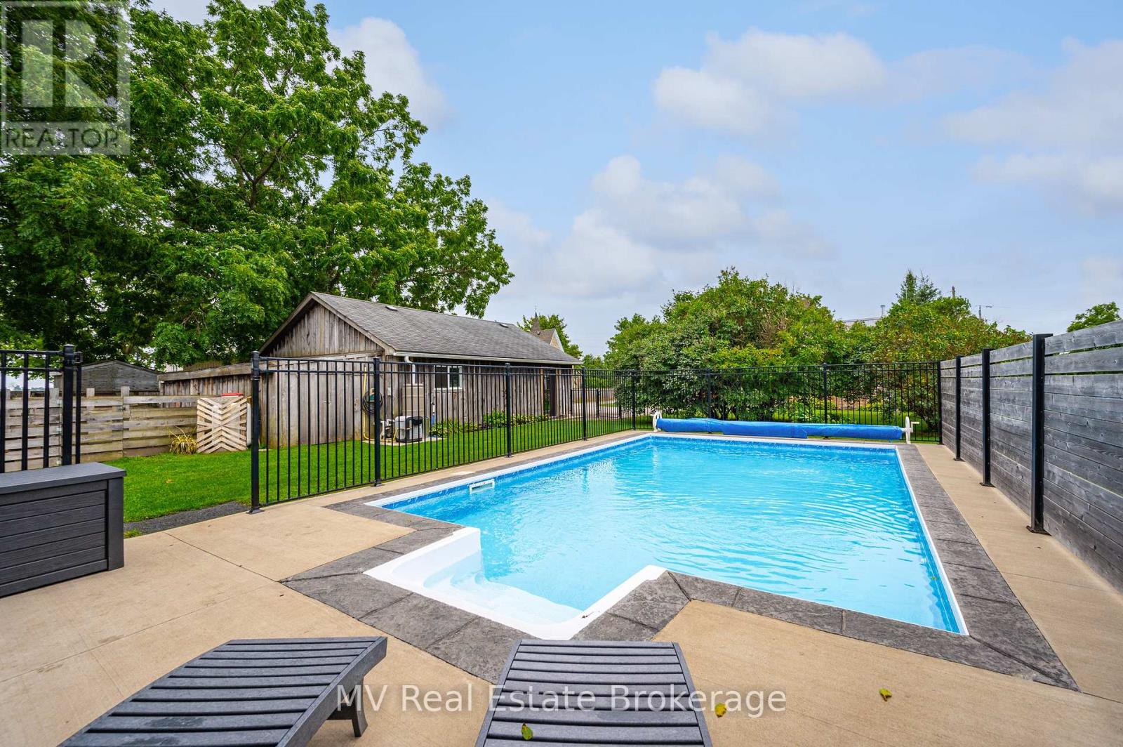 5905 Wellington Road 29 Road, Centre Wellington, Ontario  N0B 2K0 - Photo 43 - X12053565