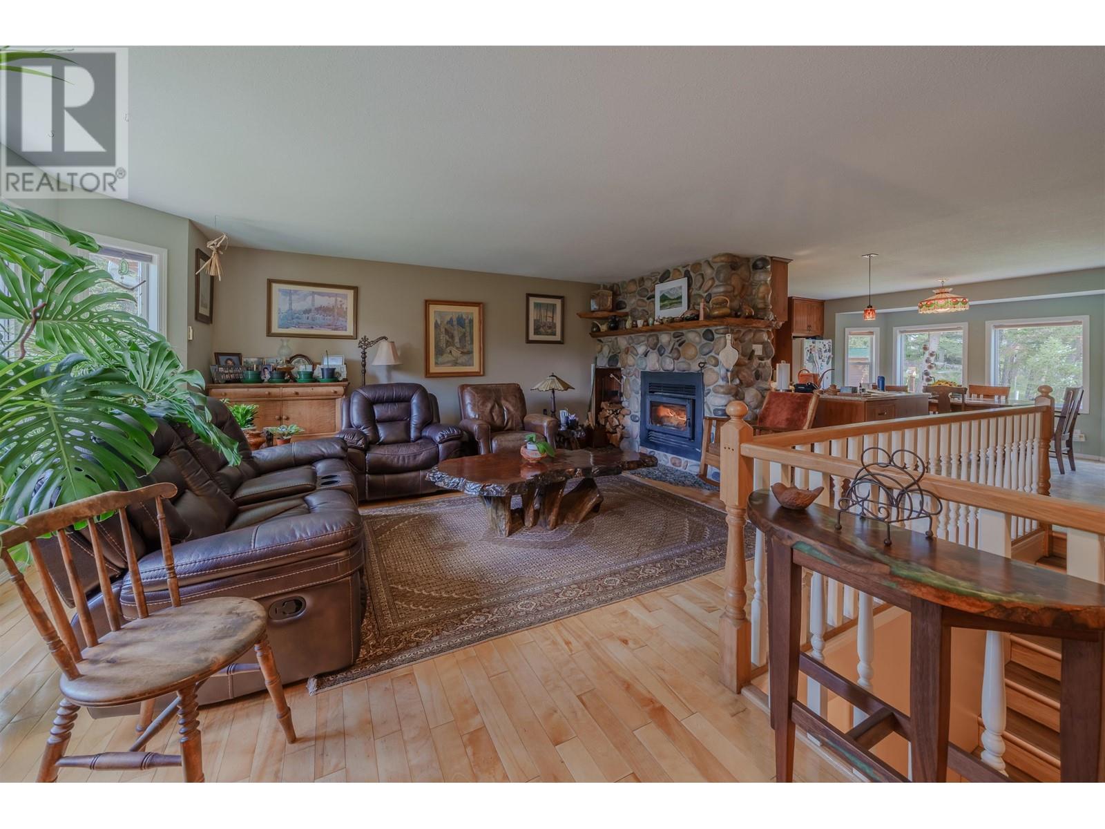 Property at 5208 DAVIS ROAD image 2