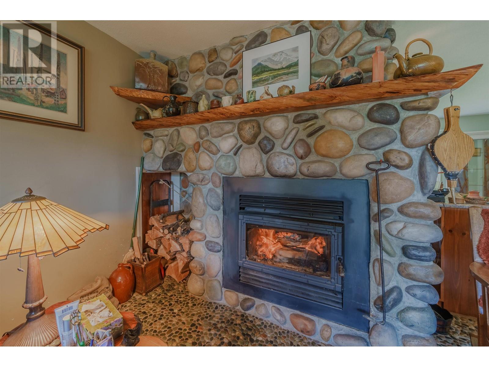 Property at 5208 DAVIS ROAD image 3