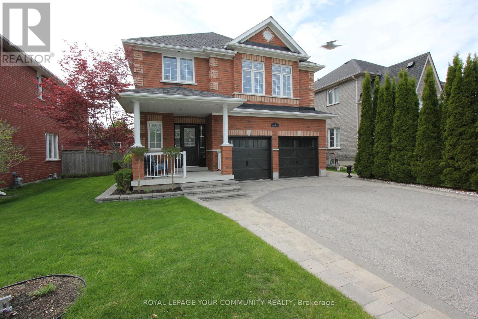 Property at 8 WHITESTONE DRIVE image 1