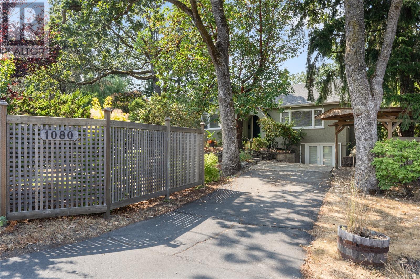 Property at 1080 San Marino Cres image 2