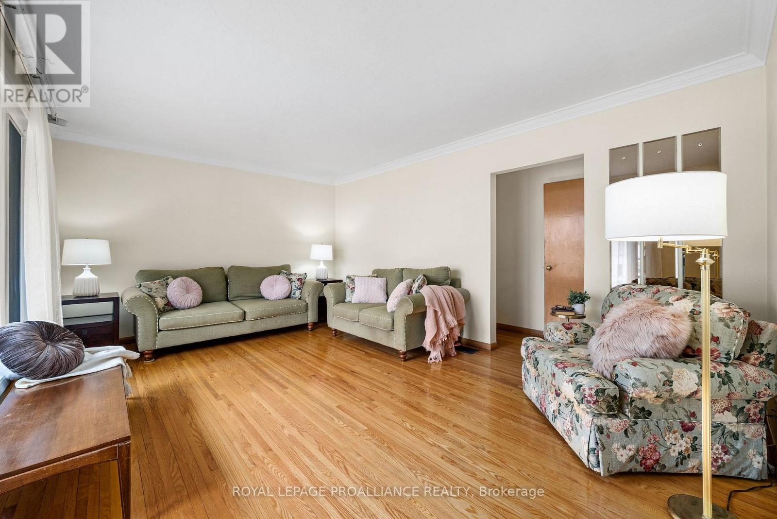Property at 26 HARRIS CRESCENT image 5