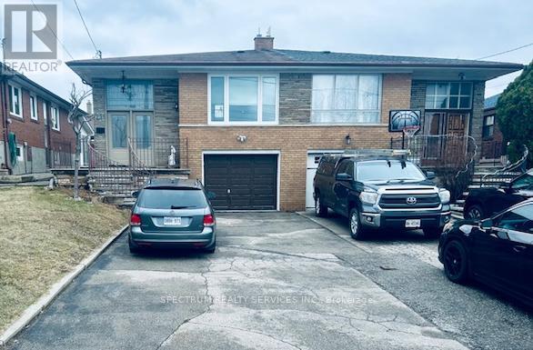 29 Whitbread Crescent, Toronto, Ontario  M3L 2A8 - Photo 1 - W12053594
