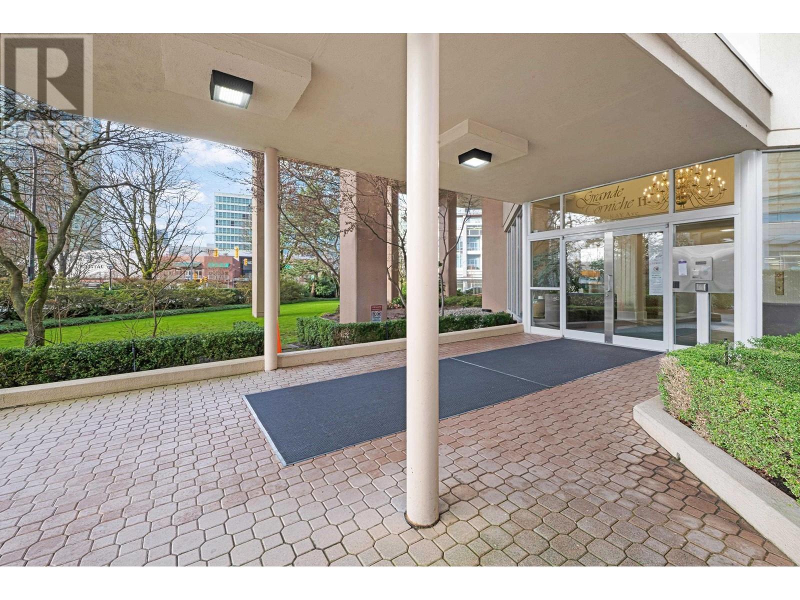 2602 6220 Mckay Avenue, Burnaby, British Columbia  V5H 4M8 - Photo 2 - R2983979