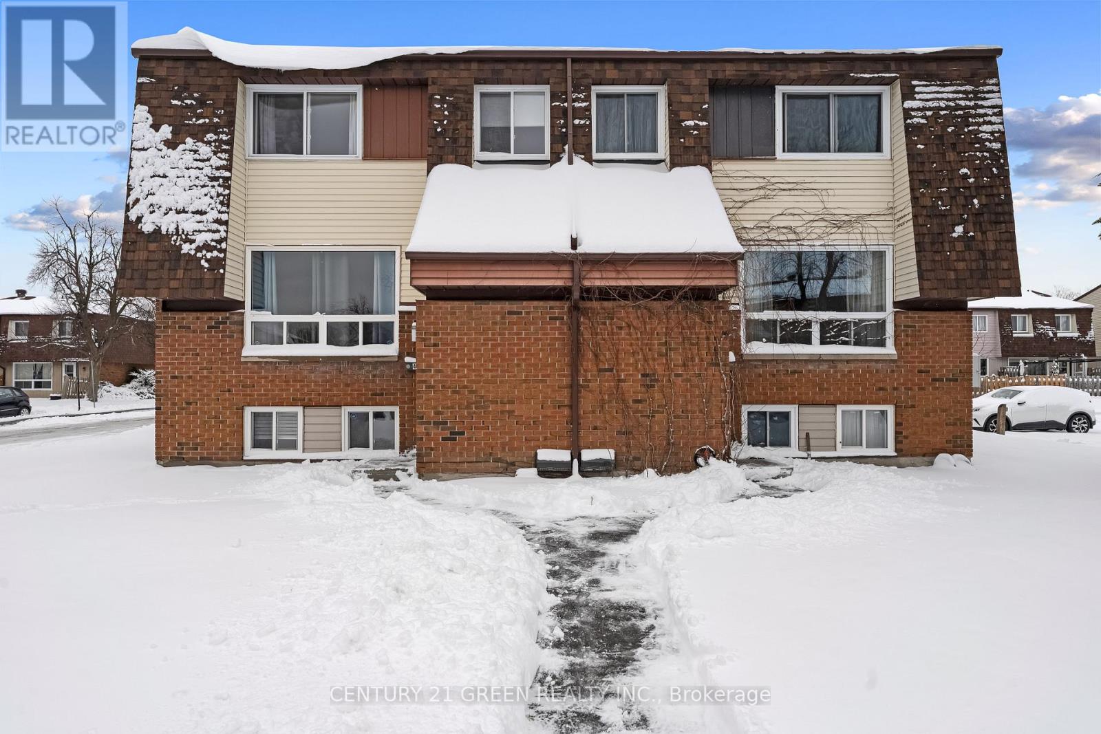 Property at 52 - 44A WOODVALE GREEN image 3