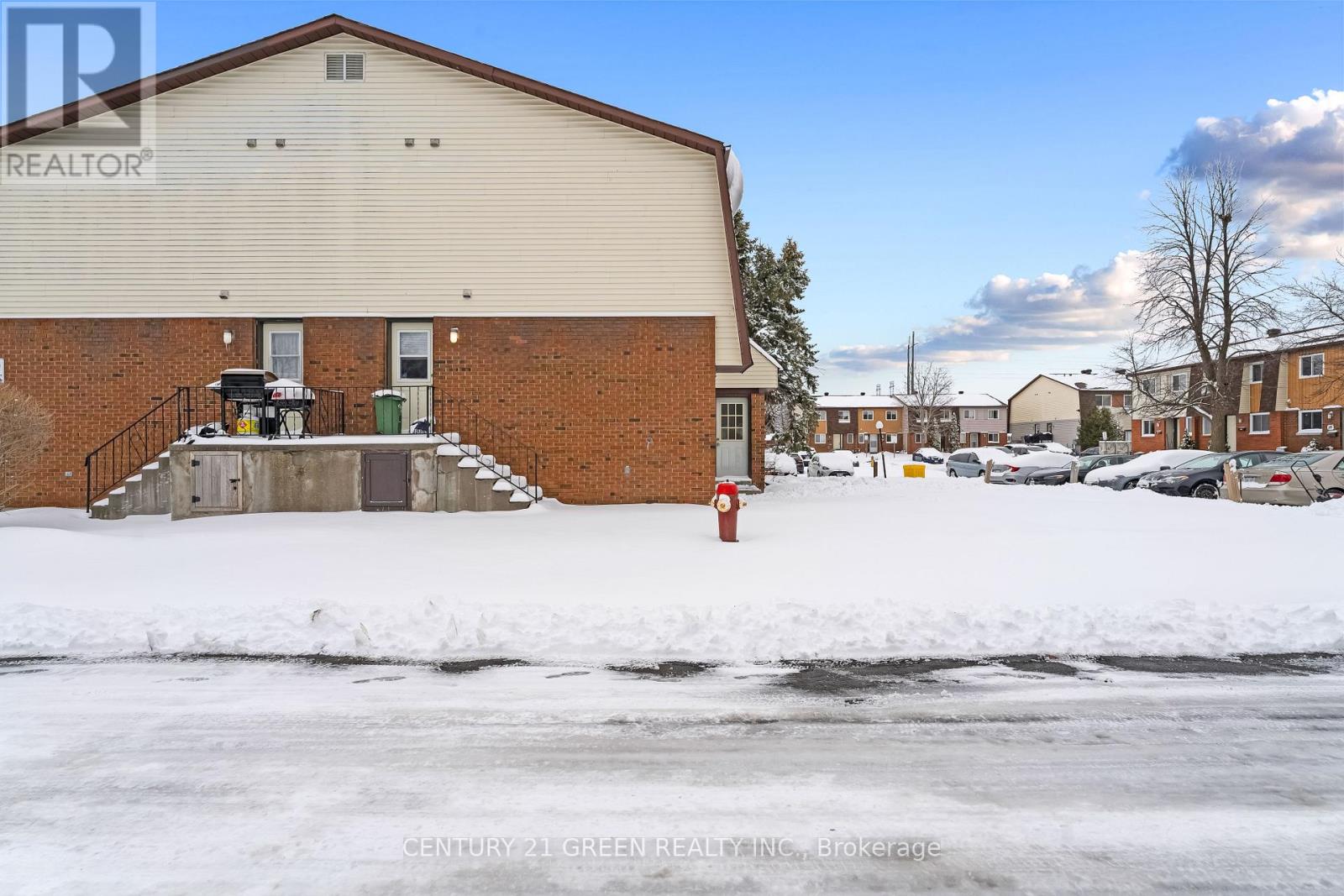 Property at 52 - 44A WOODVALE GREEN image 4