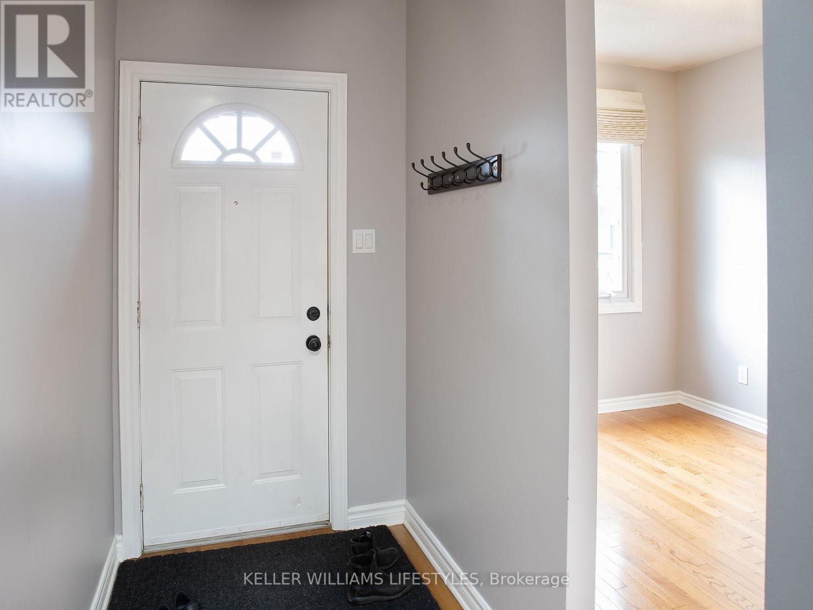 Property at 43 - 1570 RICHMOND STREET image 4