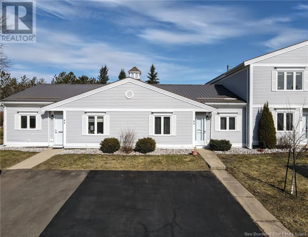 50 Mcauley Drive Unit# 45, Moncton, New Brunswick  E1A 6R2 - Photo 3 - NB115144