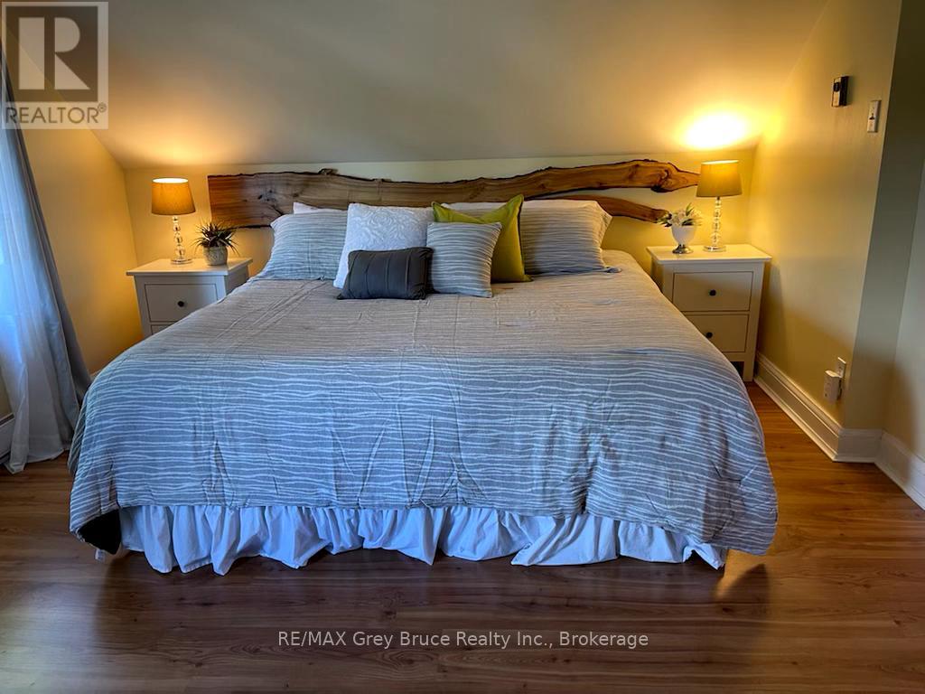 120 Havelock Street, Georgian Bluffs, Ontario  N0H 2T0 - Photo 28 - X12053719