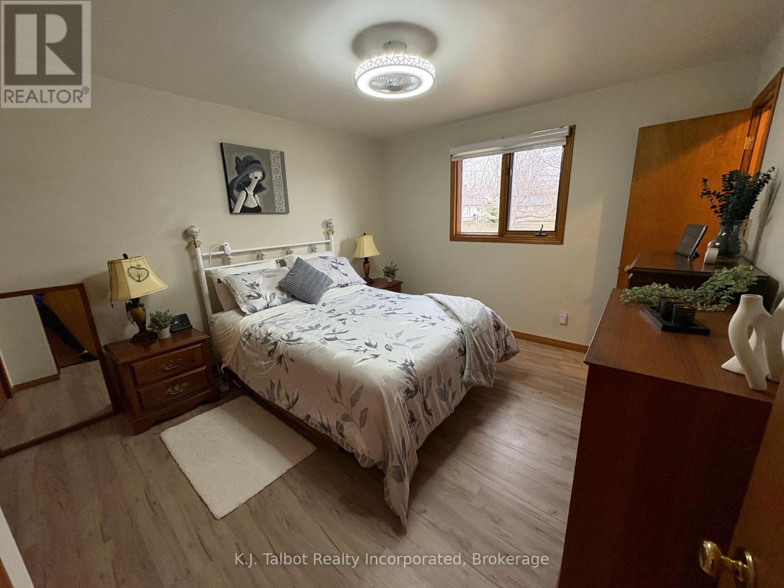 215 Bennett Street E, Goderich, Ontario  N7A 1A8 - Photo 26 - X12053733