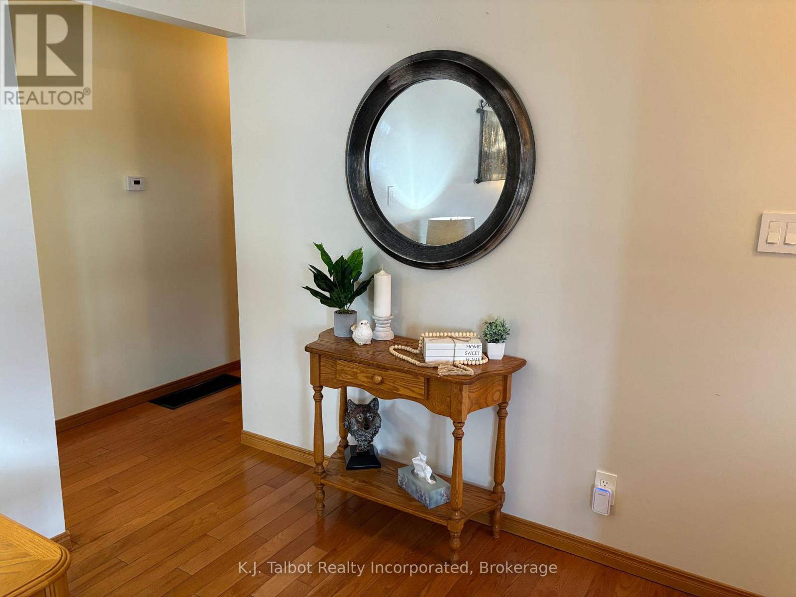 215 Bennett Street E, Goderich, Ontario  N7A 1A8 - Photo 5 - X12053733