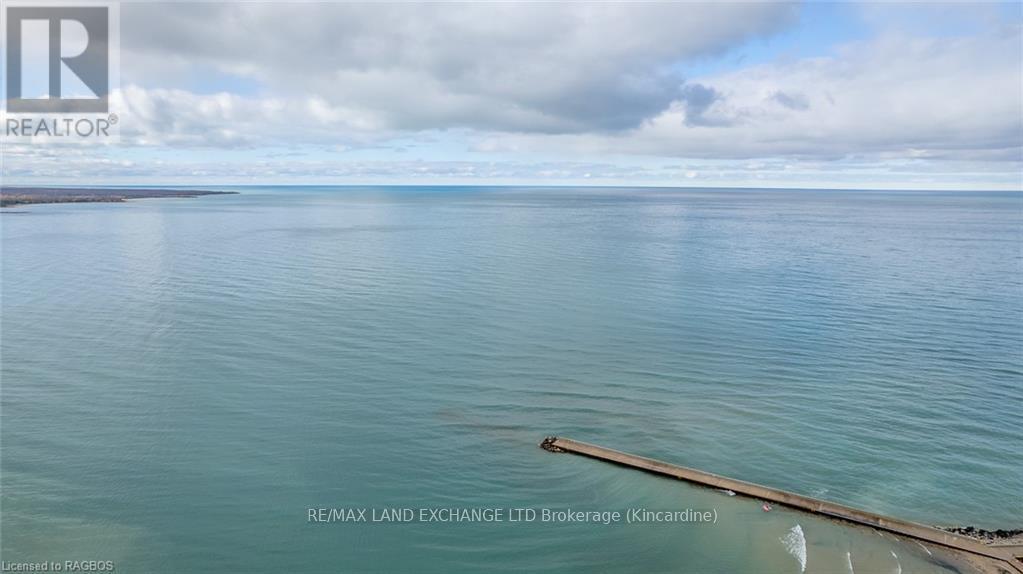 332 Mill Street, Saugeen Shores, Ontario  N0H 2C0 - Photo 12 - X10846353
