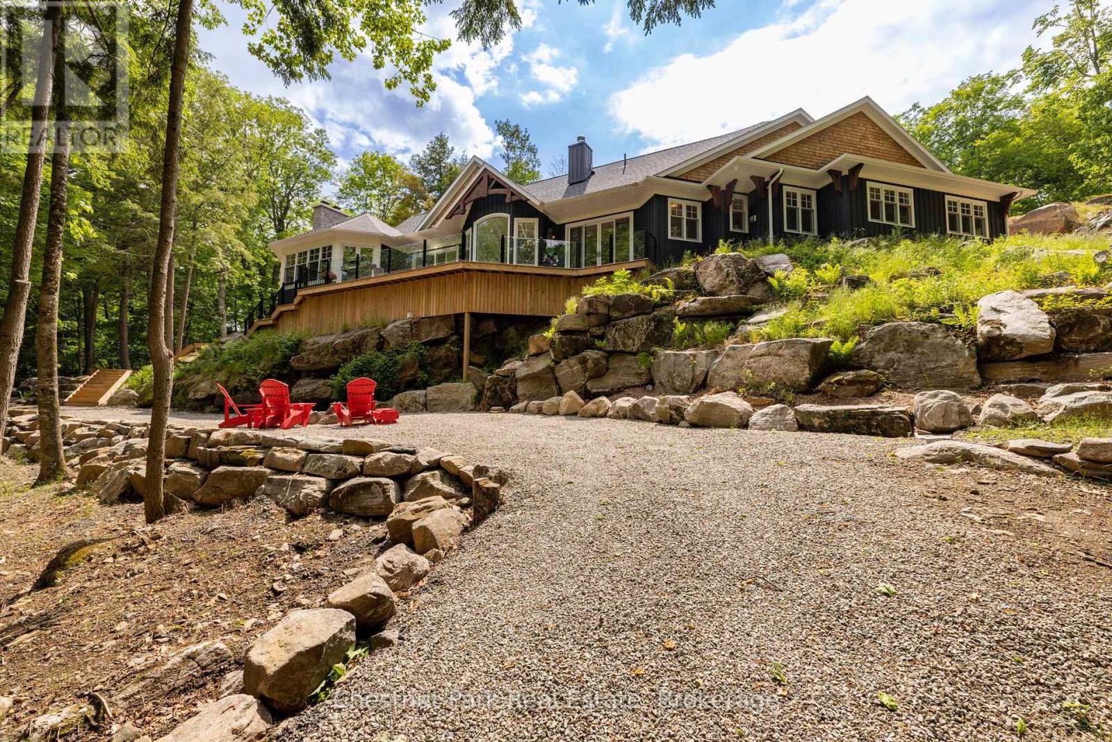 30 Bigwin Island, Lake Of Bays, Ontario  P0B 1A0 - Photo 34 - X12053791