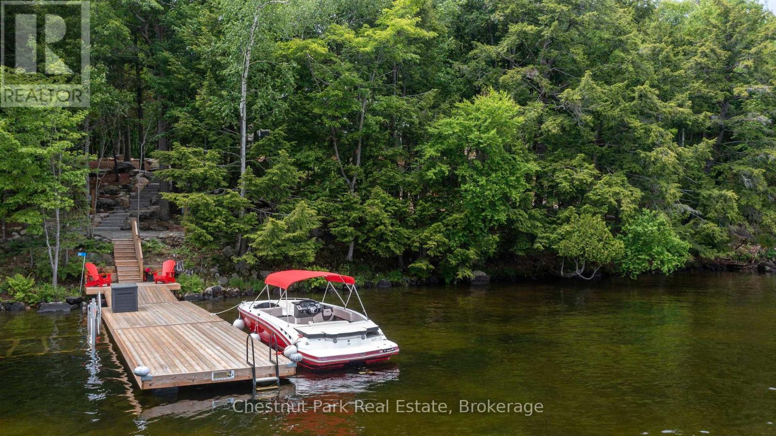 30 Bigwin Island, Lake Of Bays, Ontario  P0B 1A0 - Photo 40 - X12053791
