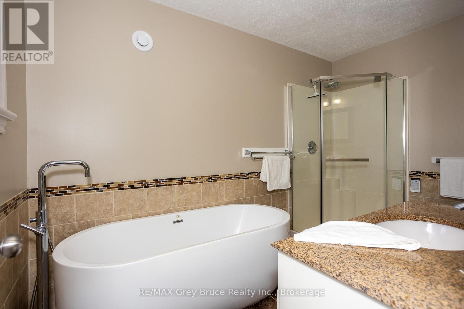 397810 Concession Rd 10, Meaford, Ontario  N4K 5N8 - Photo 36 - X12053802
