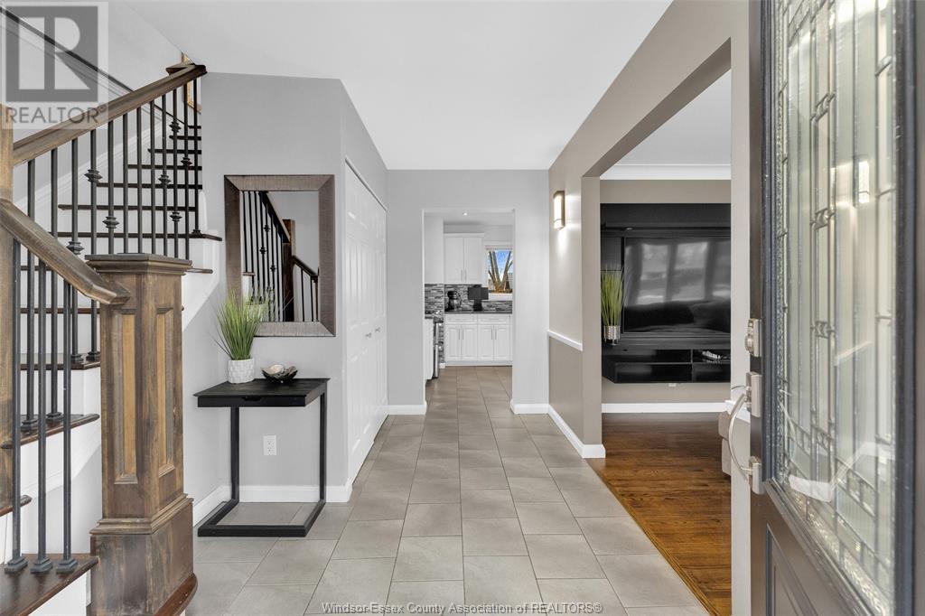 Property at 1565 VILLA MARIA South image 4