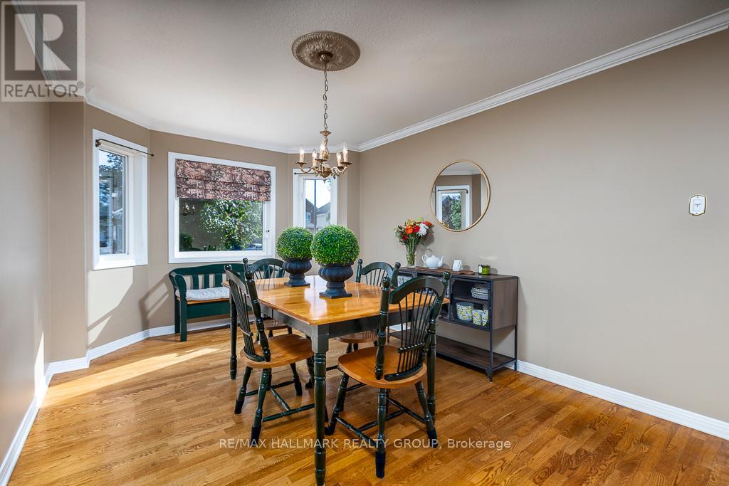 Property at 62 CLYDESDALE AVENUE image 5