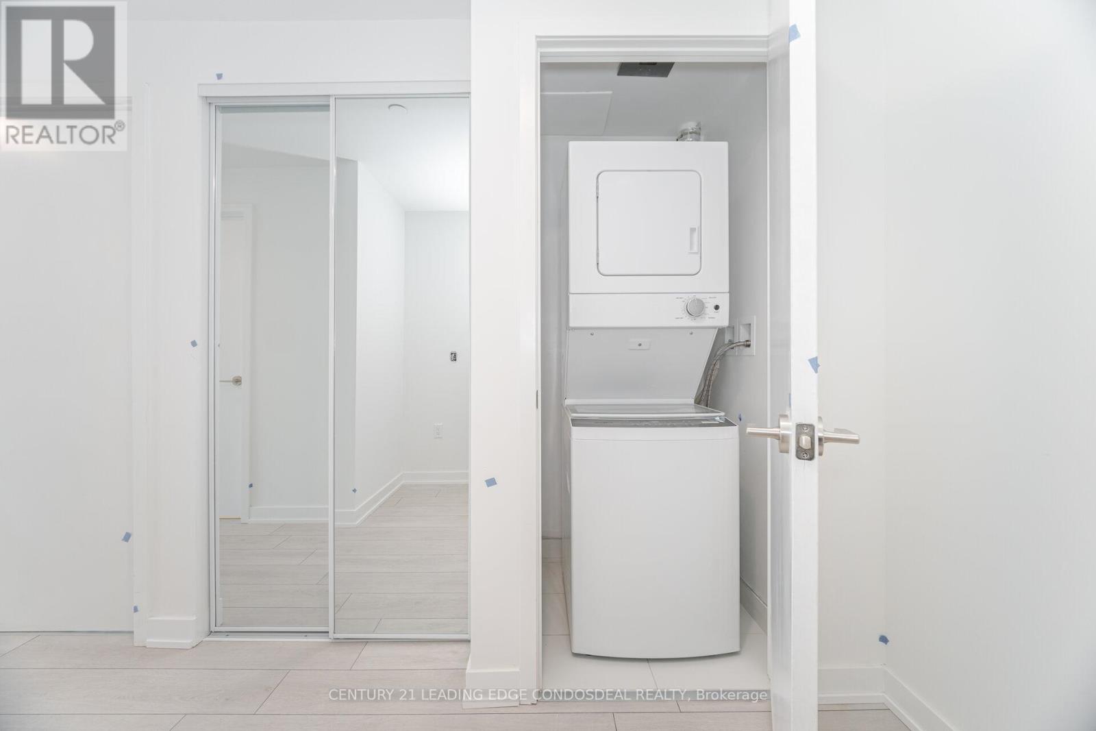 2518 - 230 Simcoe Street, Toronto, Ontario  M5T 3B9 - Photo 21 - C12053628