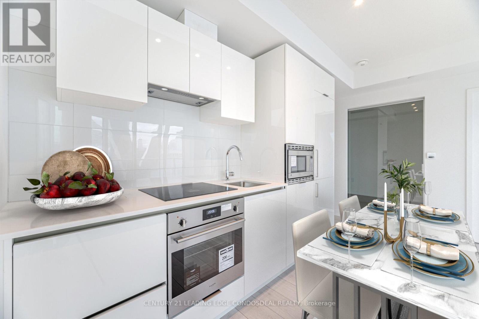 2518 - 230 Simcoe Street, Toronto, Ontario  M5T 3B9 - Photo 7 - C12053628