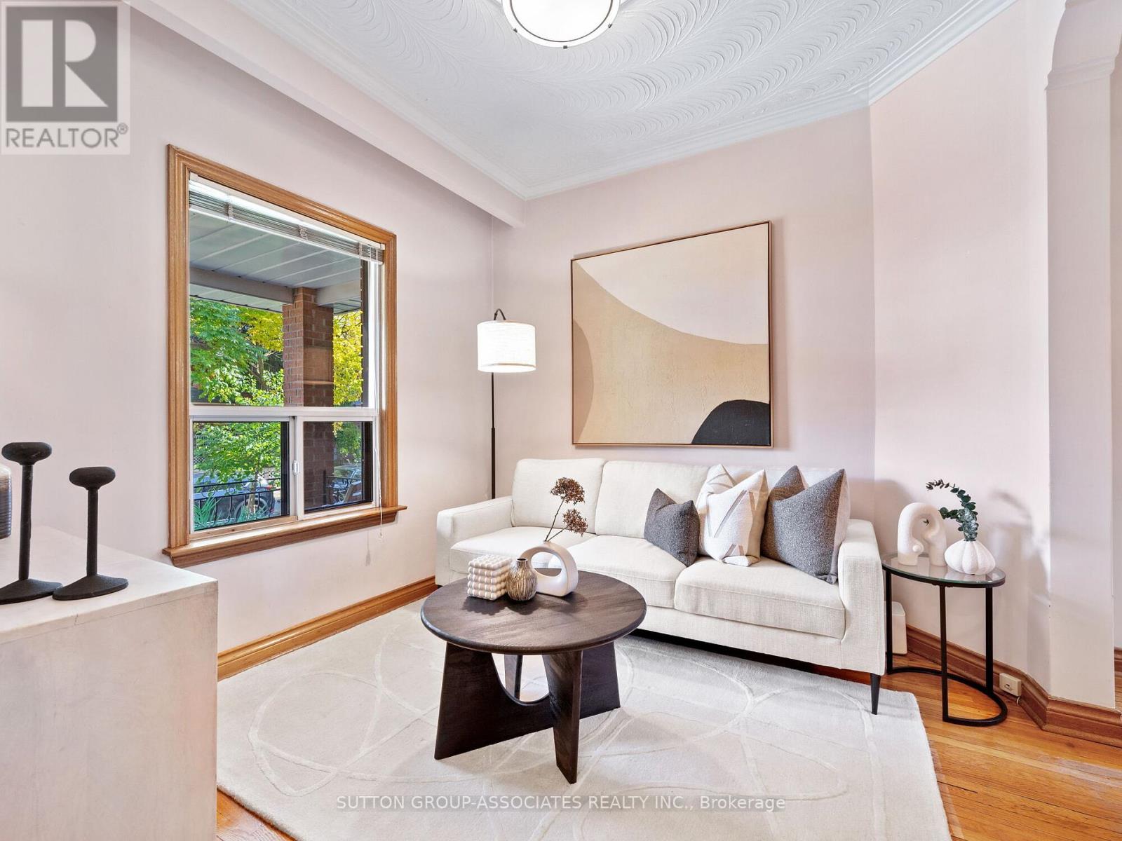 Property at 696 CRAWFORD STREET image 4