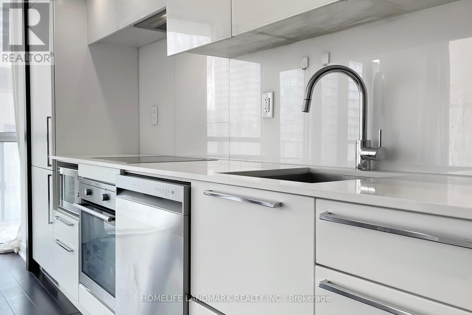 1205 - 15 Grenville Street, Toronto, Ontario  M4Y 0B9 - Photo 17 - C12053829
