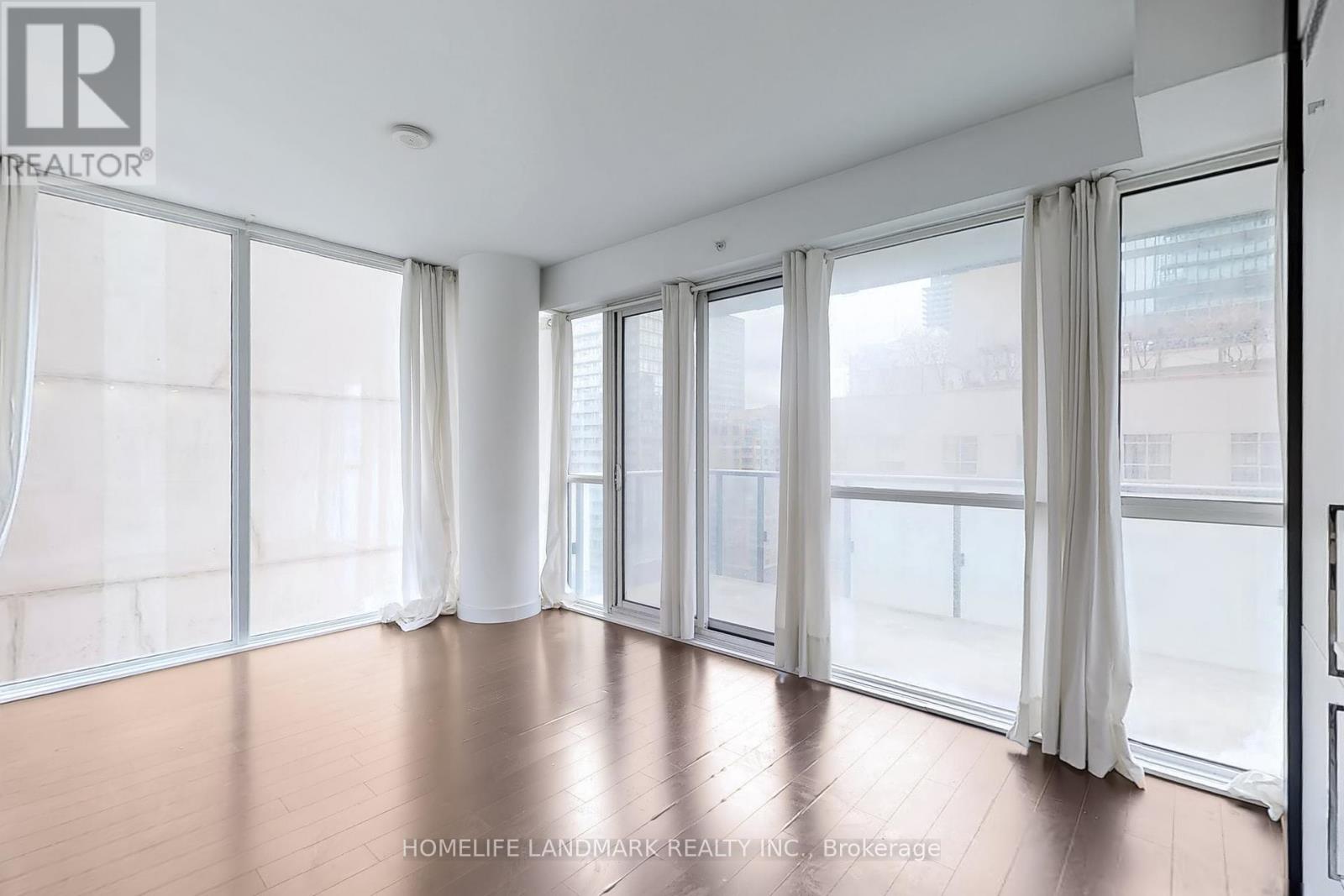 1205 - 15 Grenville Street, Toronto, Ontario  M4Y 0B9 - Photo 7 - C12053829
