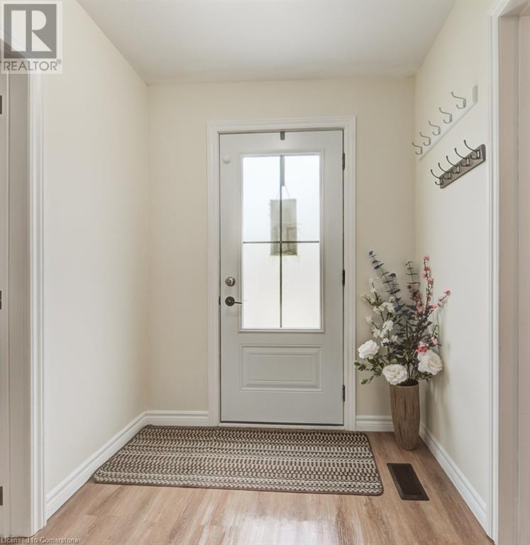 Property at 27 STATION Street image 5