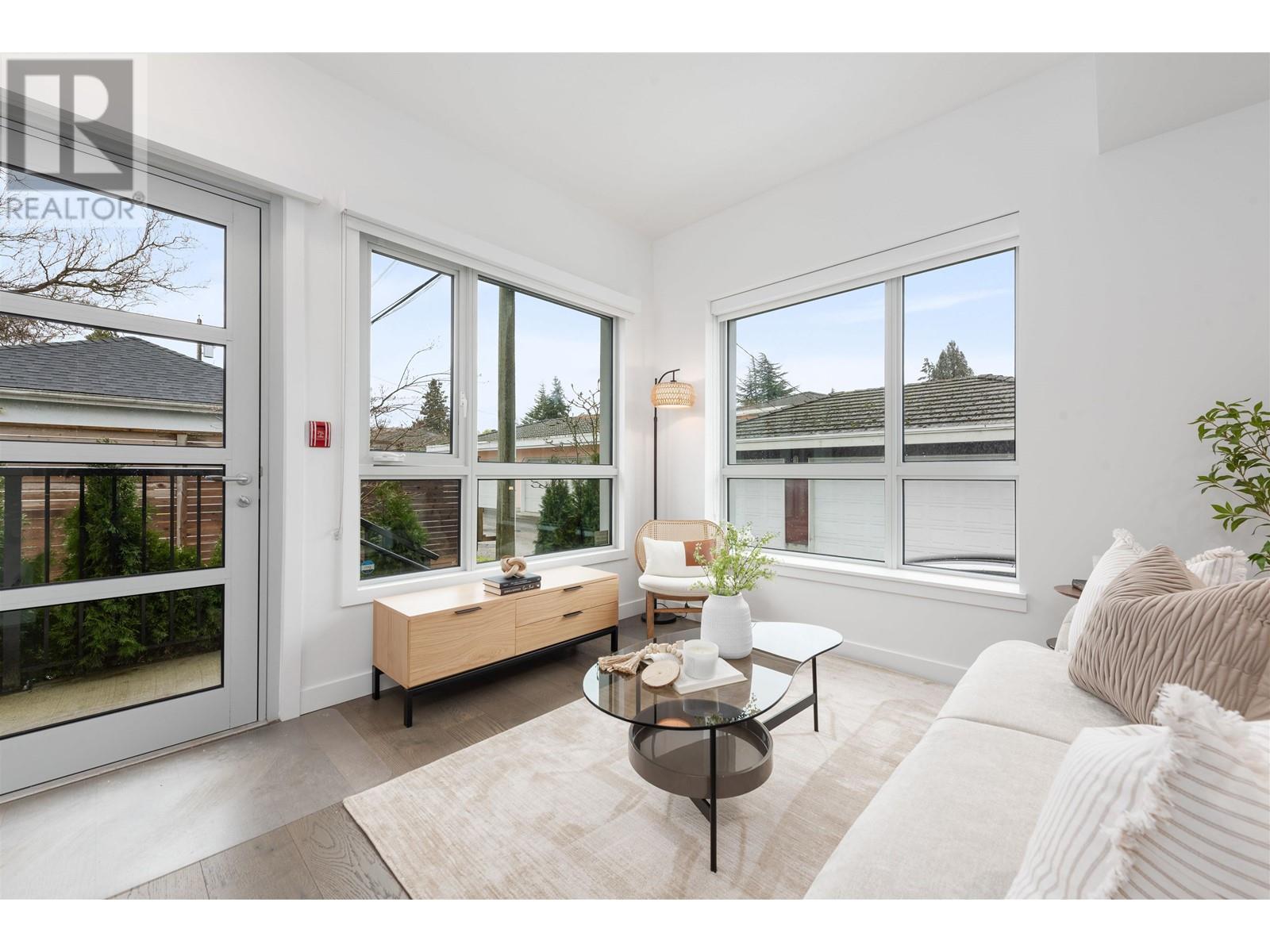 6308 Cambie Street, Vancouver, British Columbia  V5Z 0K2 - Photo 3 - R2984132