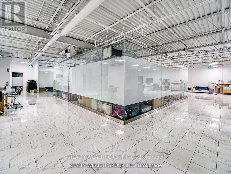 #2fl - 7261 Victoria Park Avenue, Markham, Ontario  L3R 2M7 - Photo 5 - N12053670
