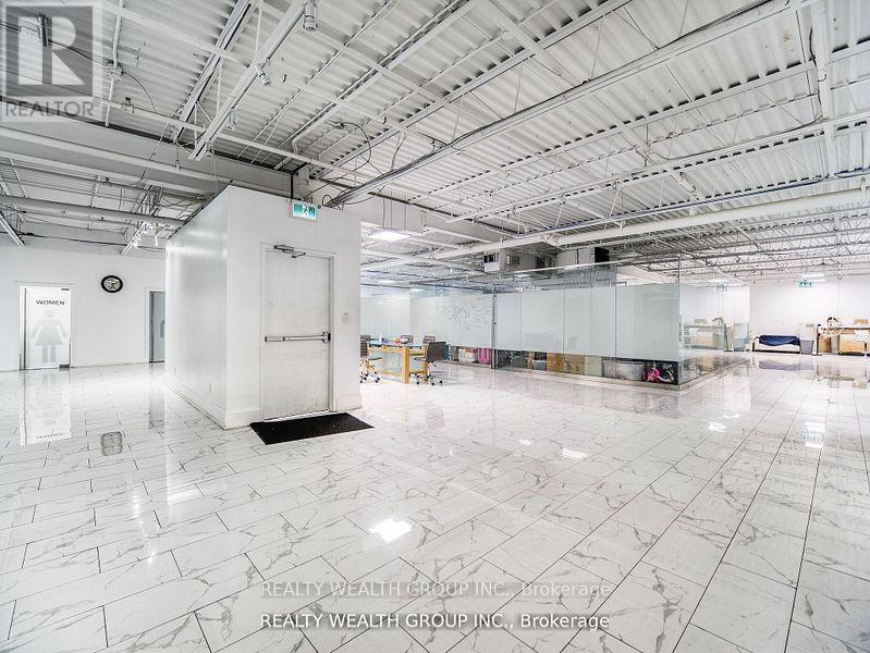 #2fl - 7261 Victoria Park Avenue, Markham, Ontario  L3R 2M7 - Photo 6 - N12053670