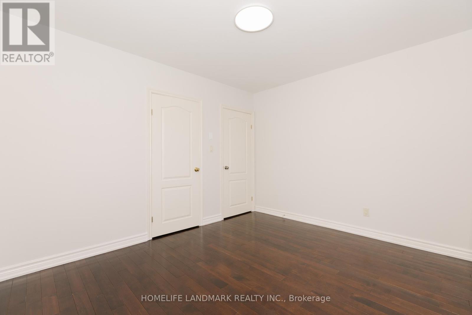 3233 Ibbetson Crescent, Mississauga, Ontario  L5C 1Z1 - Photo 17 - W12053622