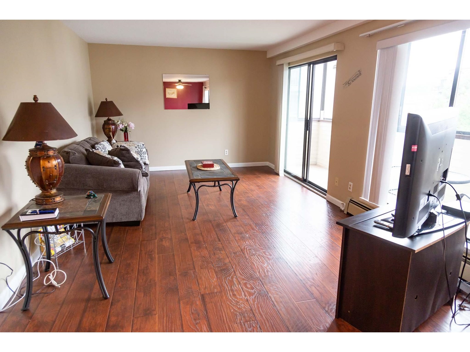 205 33369 Old Yale Road, Abbotsford, British Columbia  V2S 2J6 - Photo 5 - R2984240