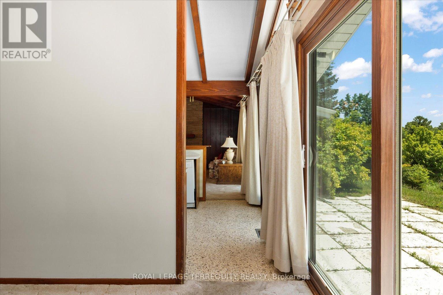 1098 15th Side Road, New Tecumseth, Ontario  L0G 1T0 - Photo 20 - N12053760