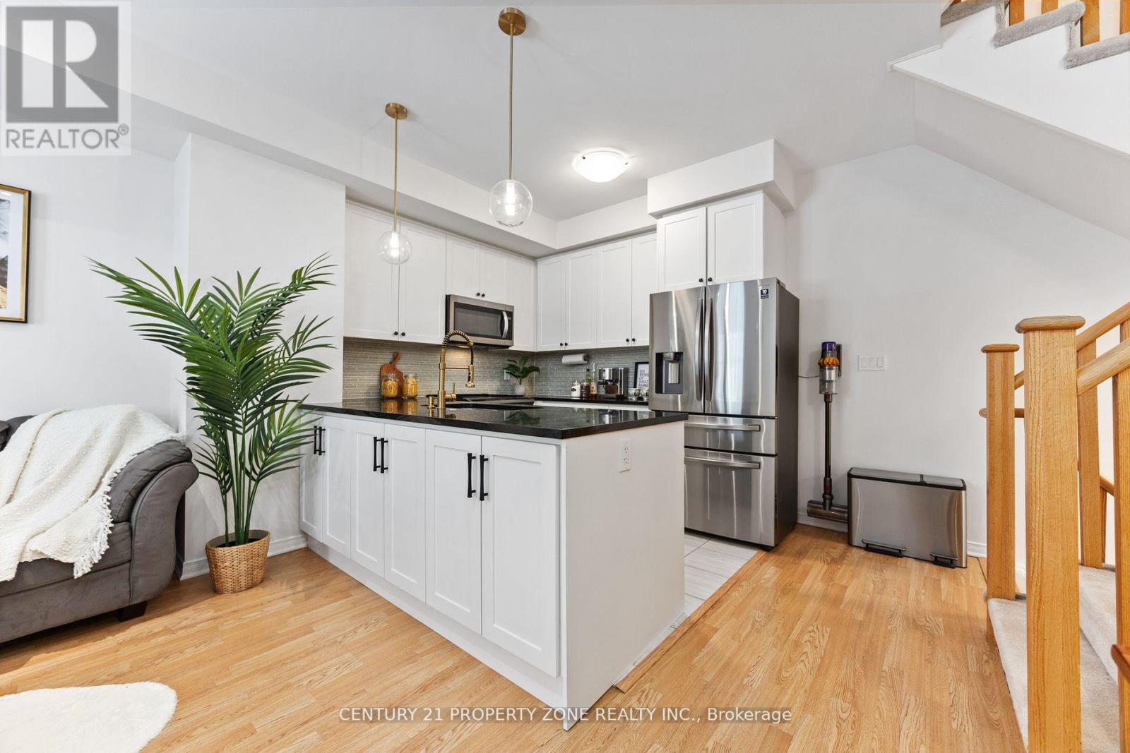 24 - 18 Applewood Lane, Toronto, Ontario  M9C 0C1 - Photo 5 - W12053744