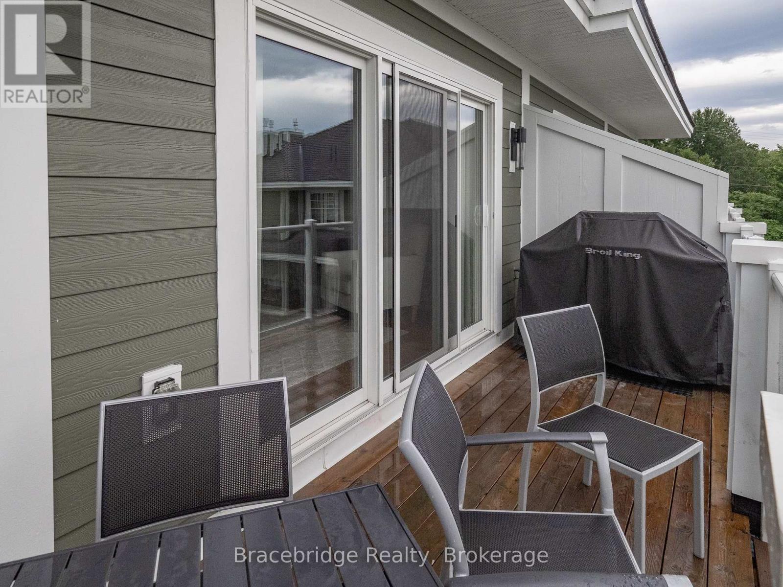 Bhv-B203 - 1869 Muskoka Rd 118 Highway W, Muskoka Lakes, Ontario  P1L 1W8 - Photo 24 - X12053904