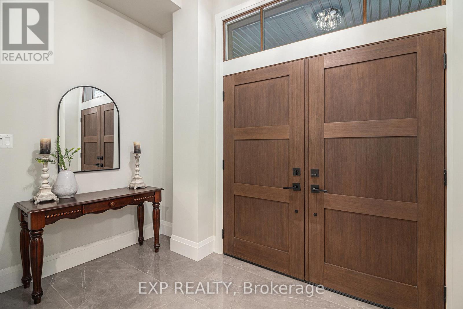 Property at 586 PLEASANT PARK ROAD image 3