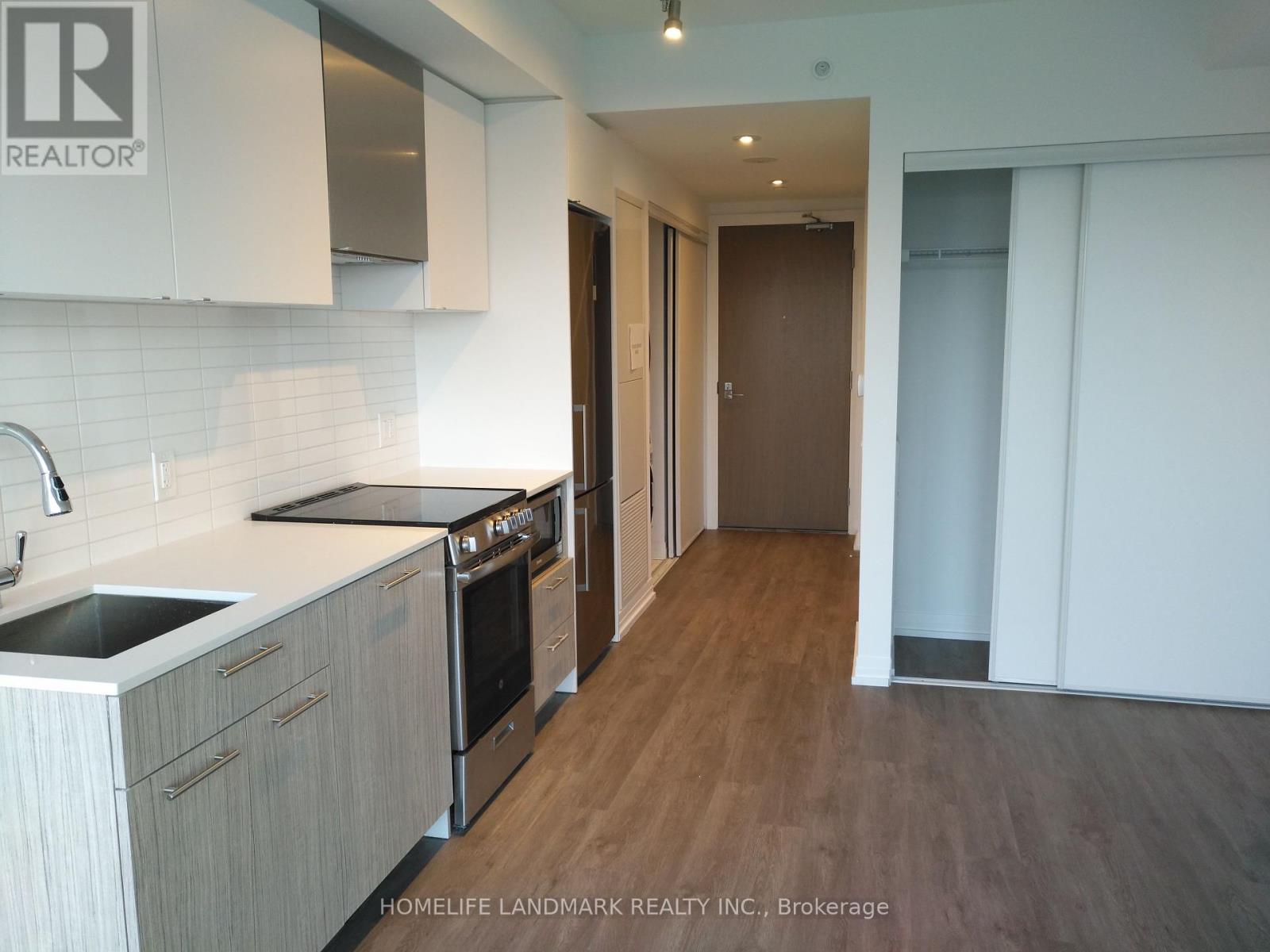 2711 - 251 Jarvis Street, Toronto, Ontario  M5B 0C3 - Photo 3 - C12053908