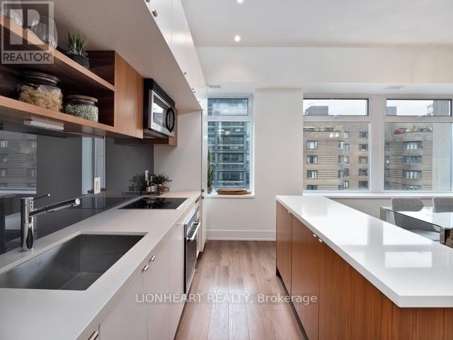 605 - 111 St Clair Avenue W, Toronto, Ontario  M4V 1N5 - Photo 11 - C12053926
