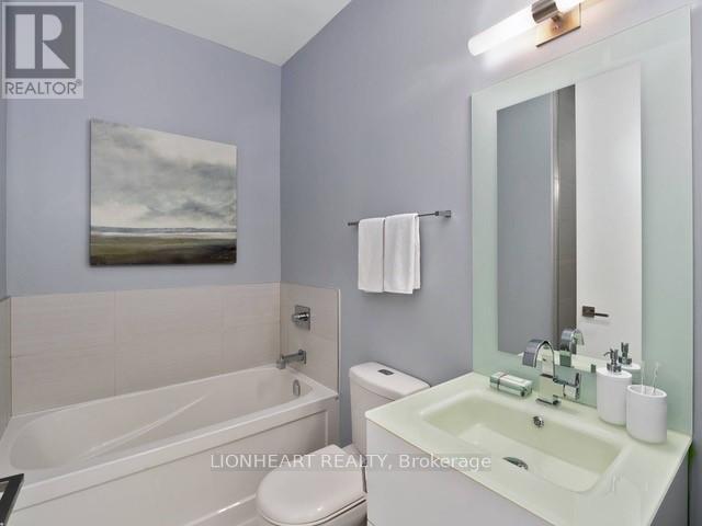 605 - 111 St Clair Avenue W, Toronto, Ontario  M4V 1N5 - Photo 13 - C12053926