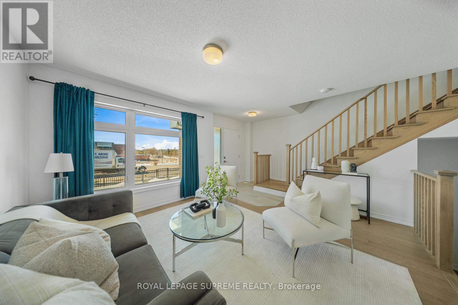 Property at 49 SORBARA WAY image 5