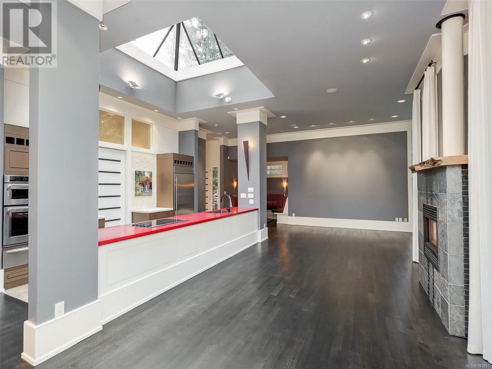 Property at 5294 Deerpath Rd image 5